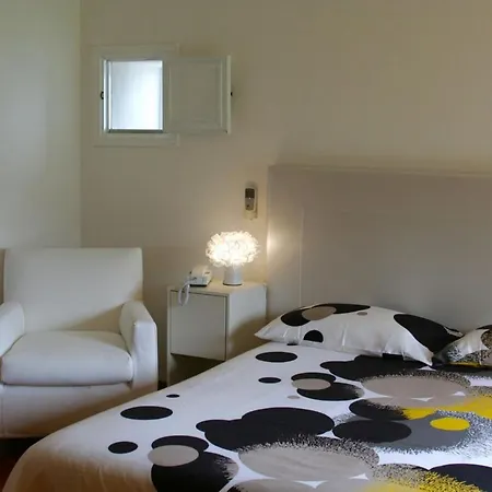 Sleeps 10 Pool Air Con Wifi *