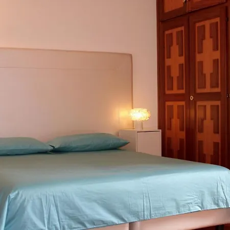 Sleeps 10 Pool Air Con Wifi ヴィラ *