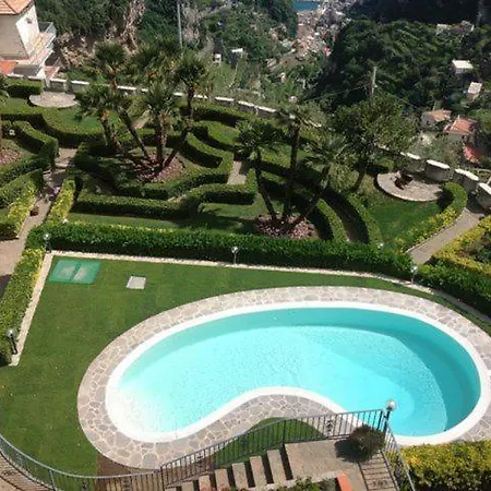 Sleeps 10 Pool Air Con Wifi ヴィラ